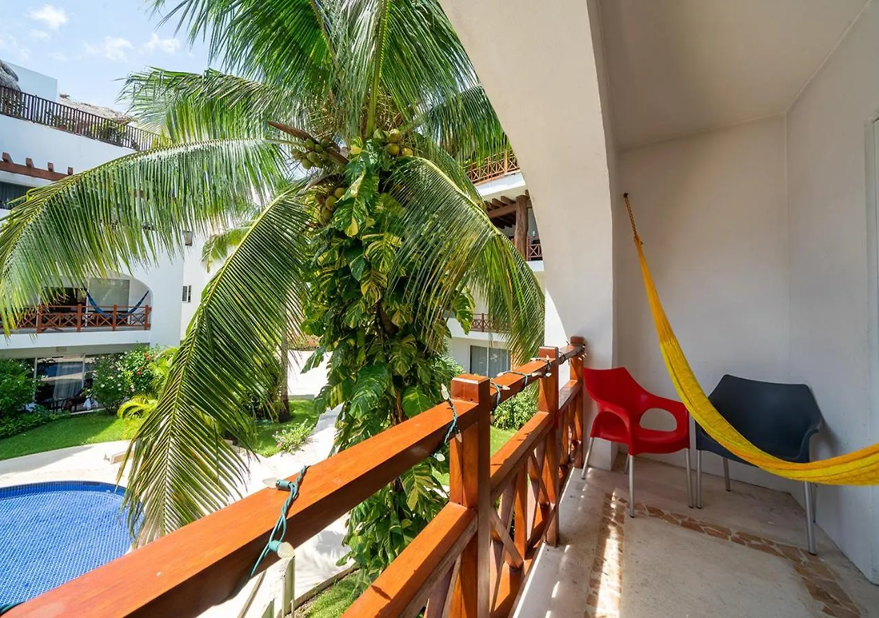 2 Bedroom Condo With Pool & Gym - At Quadra Alea - Xaman 201 Playa del Carmen Holiday home