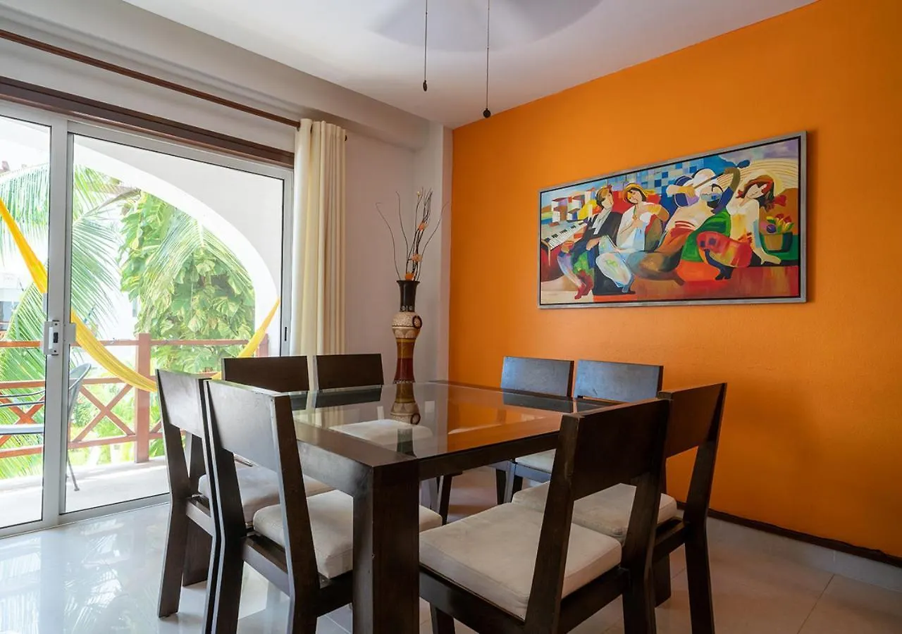 2 Bedroom Condo With Pool & Gym - At Quadra Alea - Xaman 201 Playa del Carmen