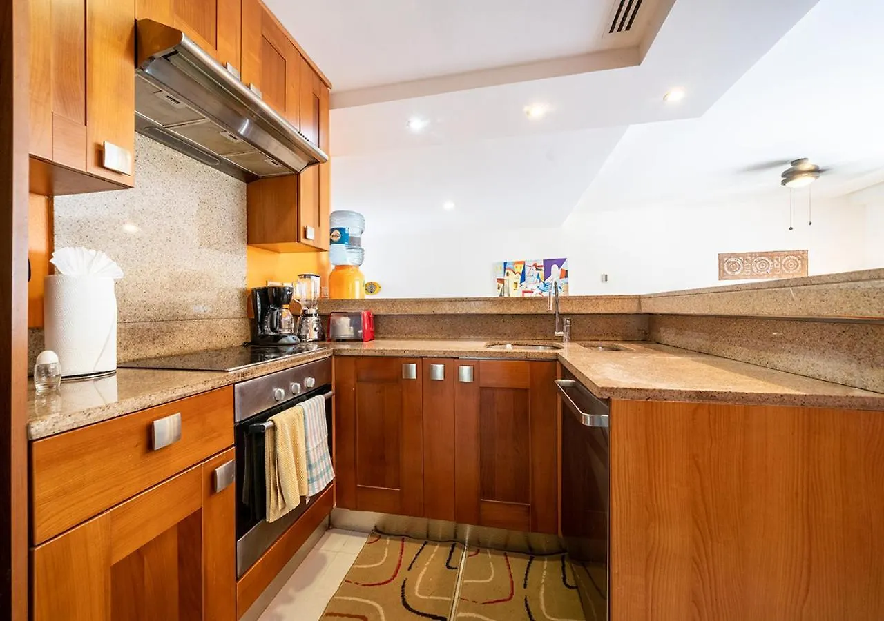2 Bedroom Condo With Pool & Gym - At Quadra Alea - Xaman 201 Playa del Carmen 0*,  Mexico