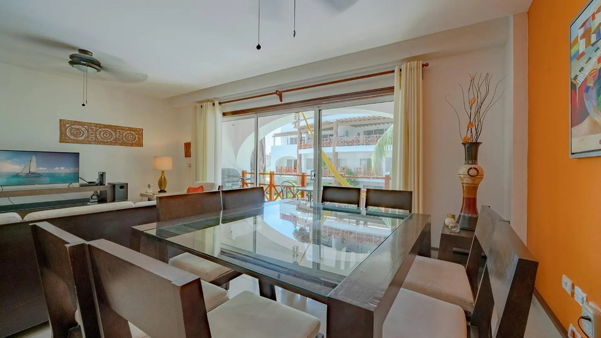 Hébergement de vacances 2 Bedroom Condo With Pool & Gym - Calm Near To The Beach - At Quadra Alea - Xaman 201 Playa del Carmen