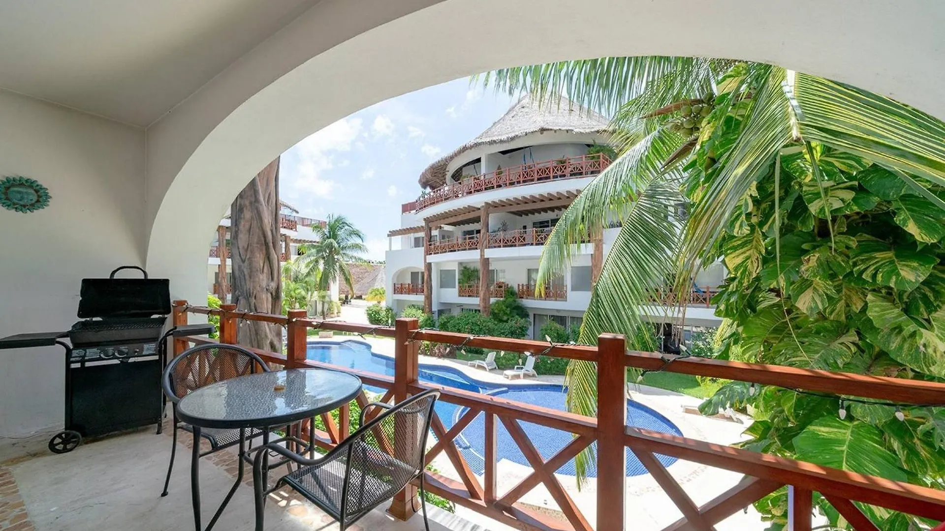 2 Bedroom Condo With Pool & Gym - Calm Near To The Beach - At Quadra Alea - Xaman 201 Playa del Carmen