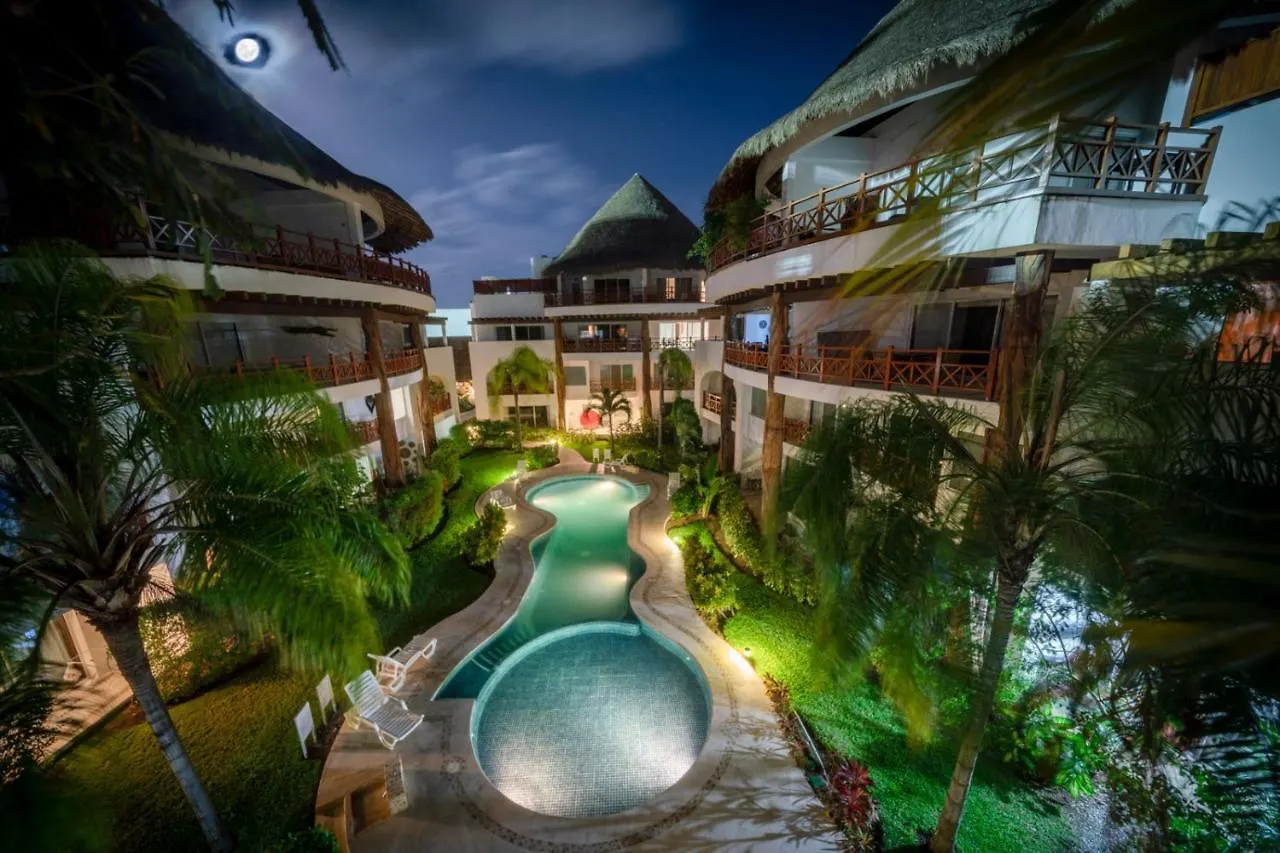 2 Bedroom Condo With Pool & Gym - At Quadra Alea - Xaman 201 Playa del Carmen Holiday home