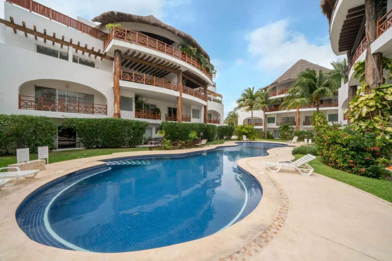 2 Bedroom Condo With Pool & Gym - At Quadra Alea - Xaman 201 Playa del Carmen Holiday home