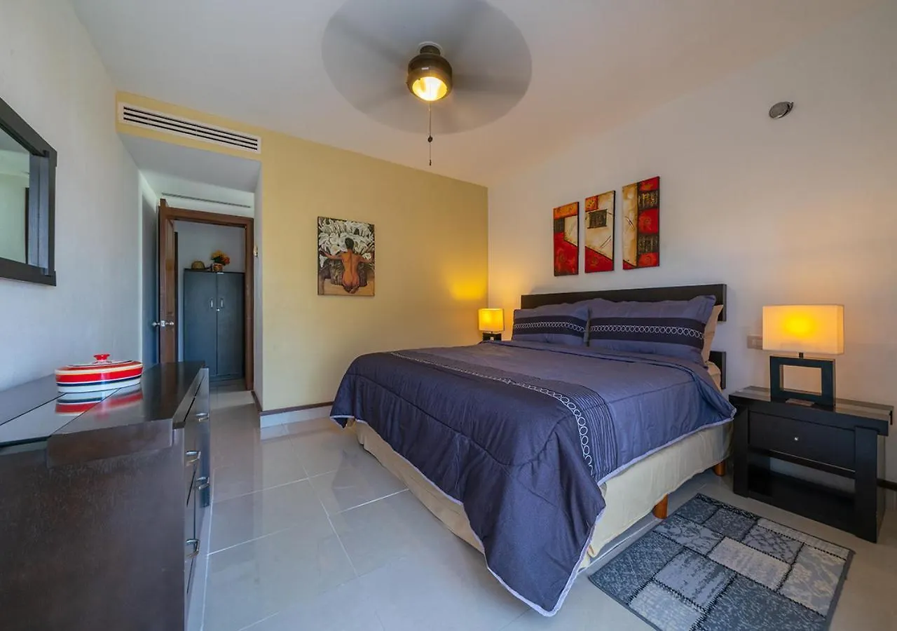 Holiday home 2 Bedroom Condo With Pool & Gym - At Quadra Alea - Xaman 201 Playa del Carmen