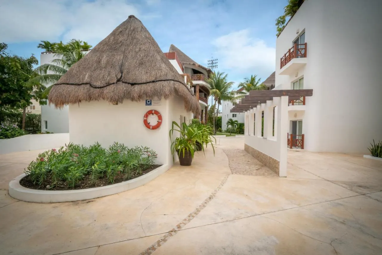 Holiday home 2 Bedroom Condo With Pool & Gym - At Quadra Alea - Xaman 201 Playa del Carmen Mexico